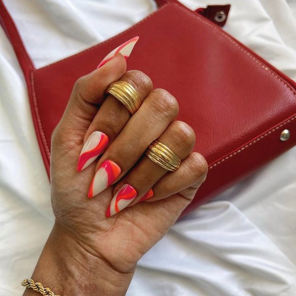 Chunky 18K Gold Statement Ring - Picture 11 of 14